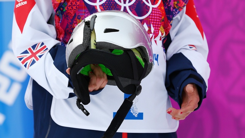 Sarko Pancochova cracked helmet 020914